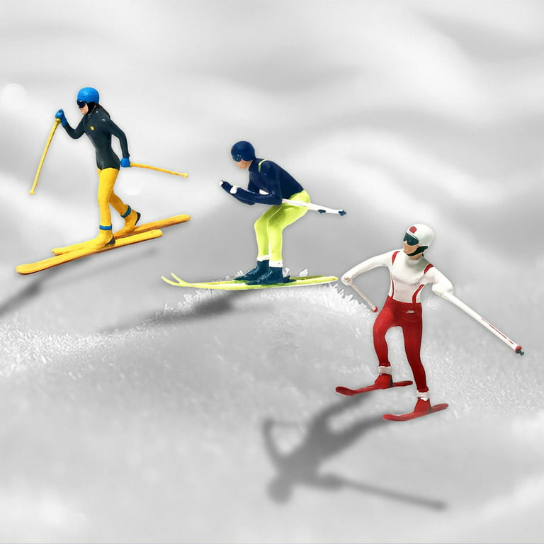 1:64 Painted Figure Mini Model Miniature Resin Diorama Ski Snowboarding  Skiers