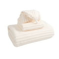 thumbnail image 2 of Fiudx Juego de Toallas de Baño de Terciopelo, Diseño Suave y Absorbente, Material Que No Suelta Pelusa, Ideal para Baño o Dormitorio, Secado Rápido, Multiusos, Juego de 3 Piezas, Tamaños 35 X 75 Cm,, 2 of 4