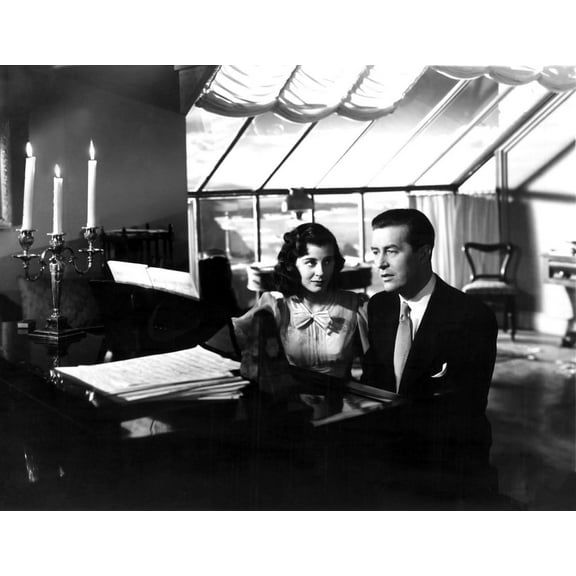 The Uninvited Gail Russell Ray Milland 1944. Photo Print (14 x 11)