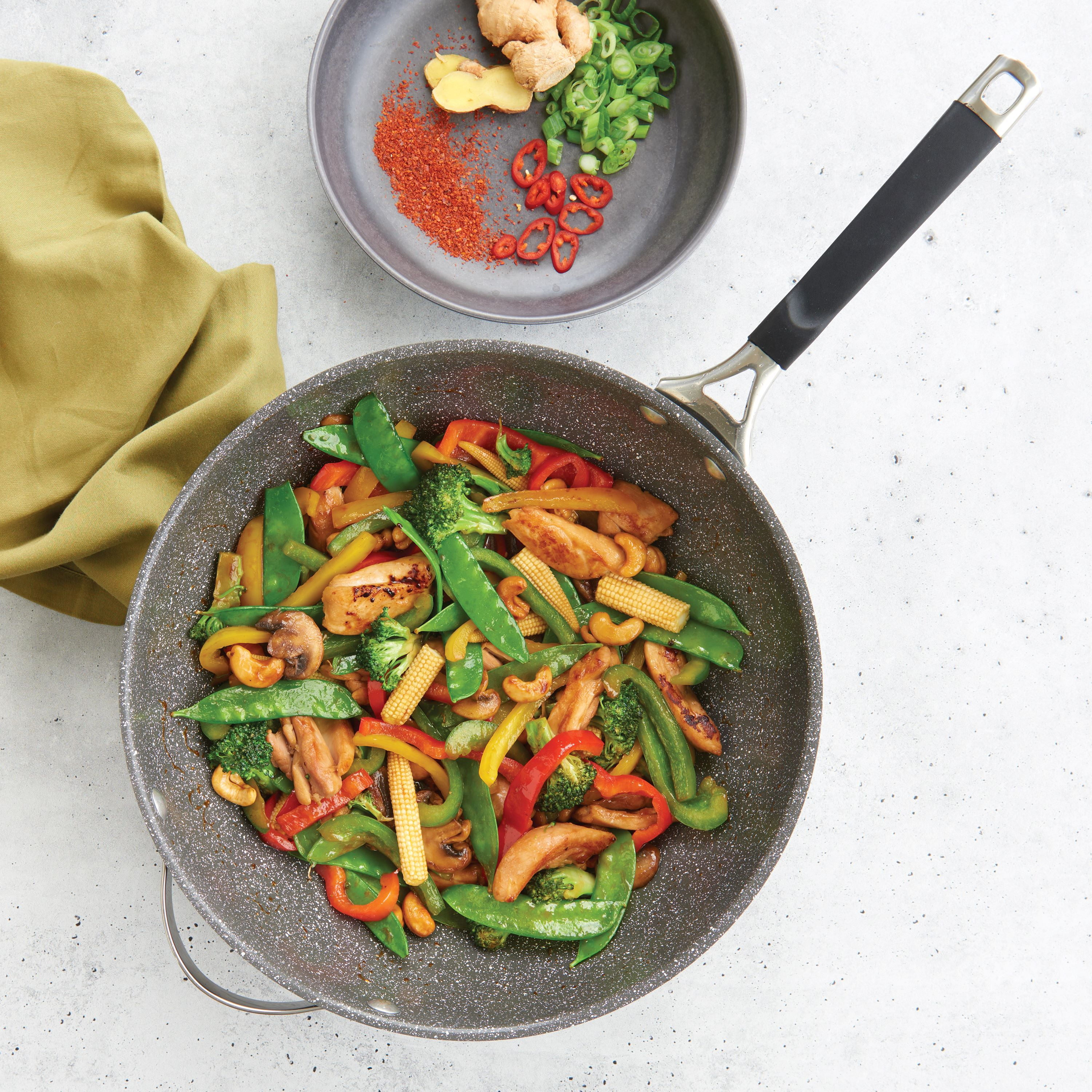 Nordic Ware 12" Verde Ceramic Coated Wok, Gray with Speckle