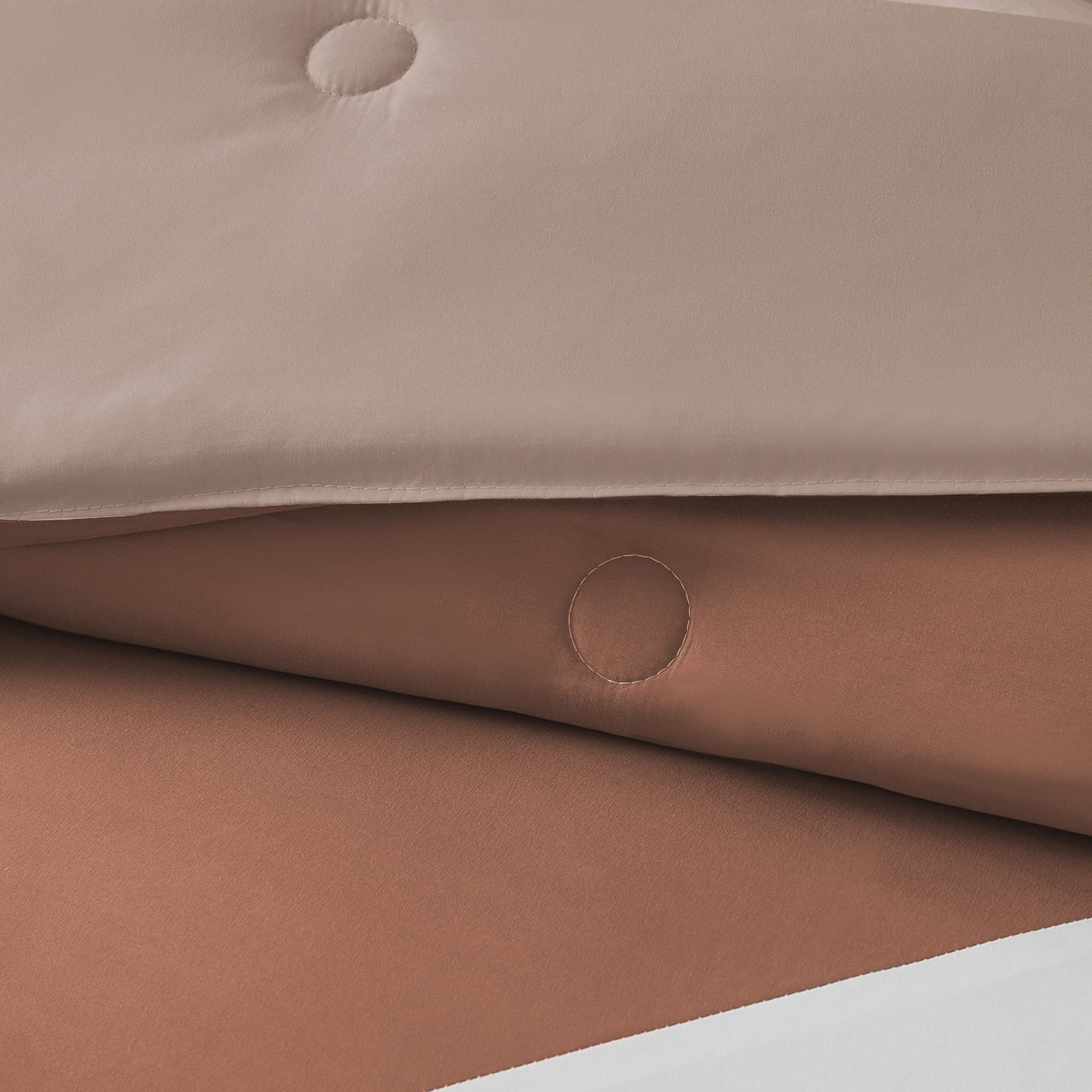 Serta So Soft 3-Piece Terracotta Reversible Comforter Set, Full/Queen