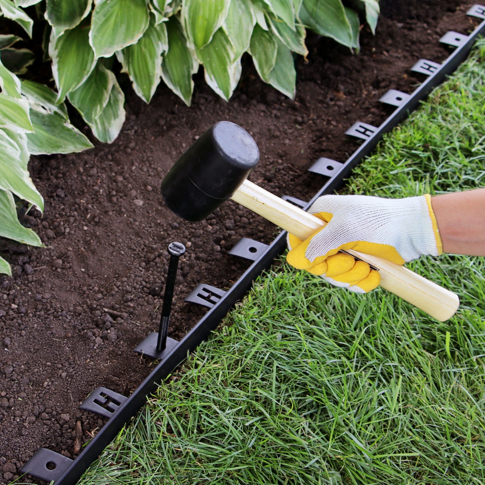 Dig-Free 25 ft. Landscape Edging Border, Garden Edging for Flower Beds, Garden & Lawns, Plastic (Black)