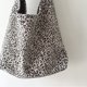 thumbnail image 3 of Bolsa de hombro de gran capacidad de algodón con estampado de leopardo retro para mujer (Beige) Ehuebsd Para Estrenar, 3 of 9