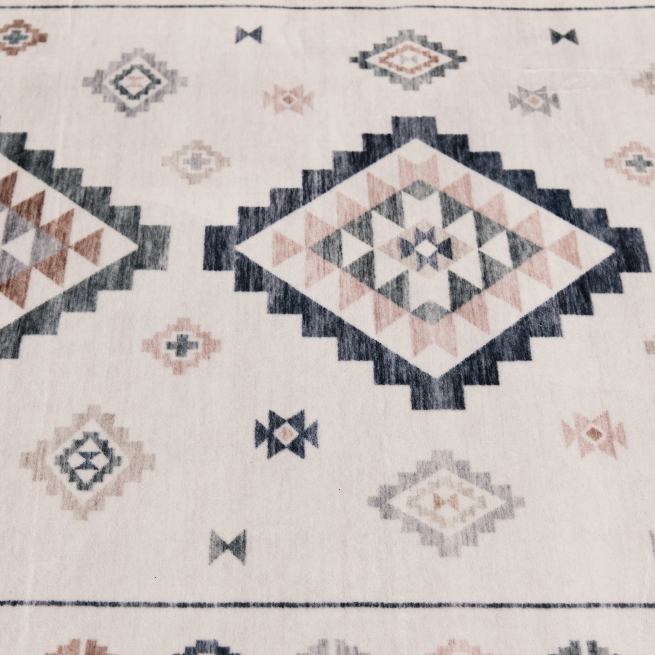 Mainstays 4'x5'6" Southwestern Faux Fur Indoor Rug