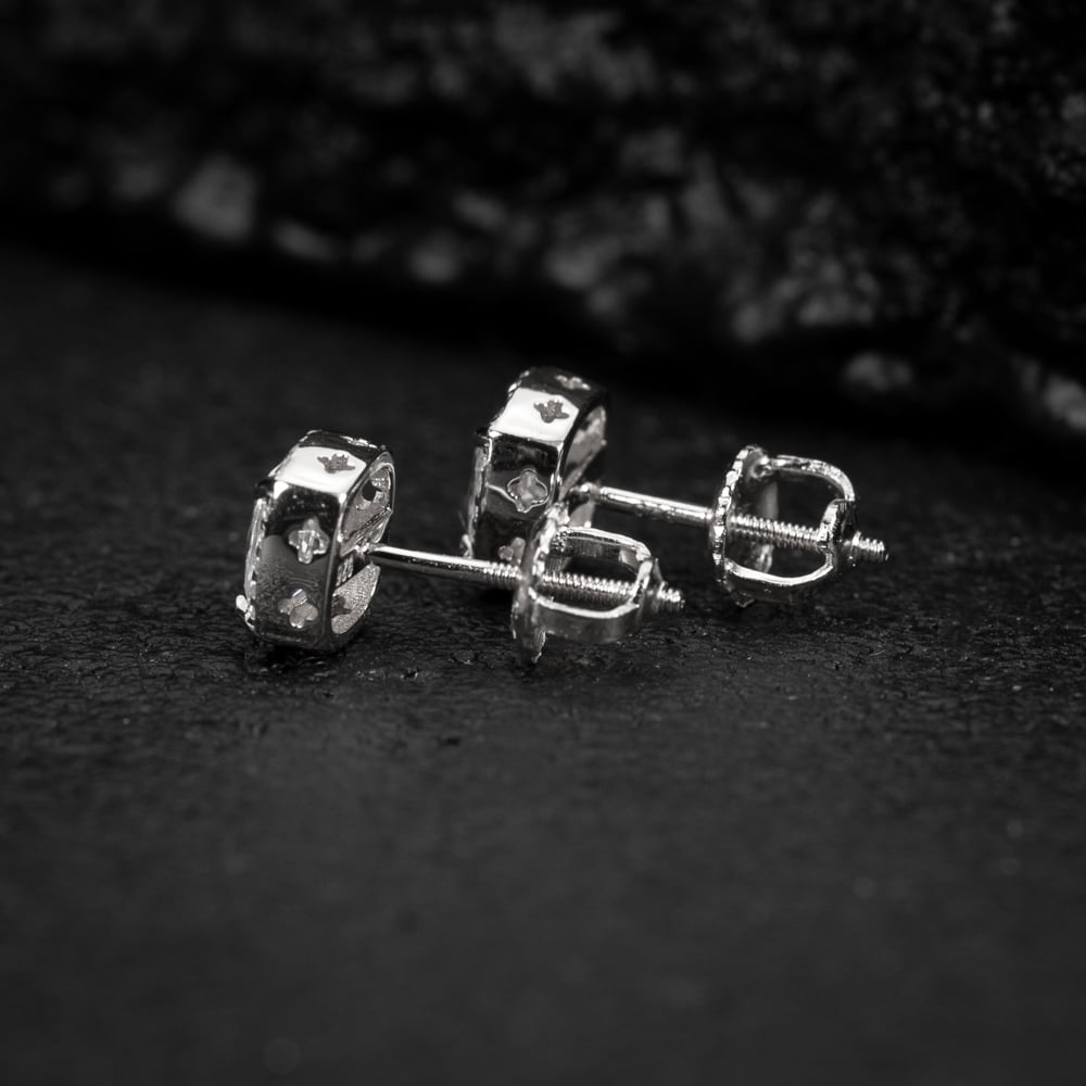 Small White Gold Plated 925 Sterling Silver Women’s Men’s Iced Cushion Cut CZ Halo Flower Cluster Circle Hip Hop Trendy Tiny Unisex Cubic Zirconia Stud Screw Back Earrings