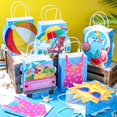 thumbnail image 2 of Bolsas de regalo MotiMind para fiestas de verano en la piscina, 24 unidades, 21 x 15 x 8 cm, 2 of 6