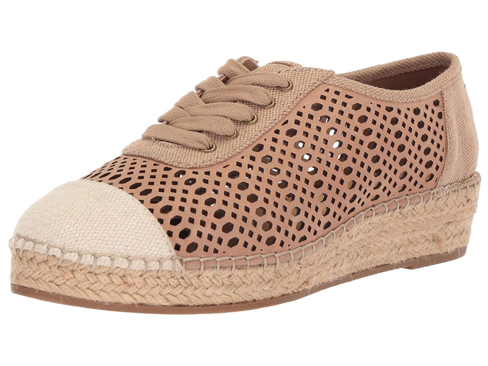 Bella Vita Womens Clementine Sneaker