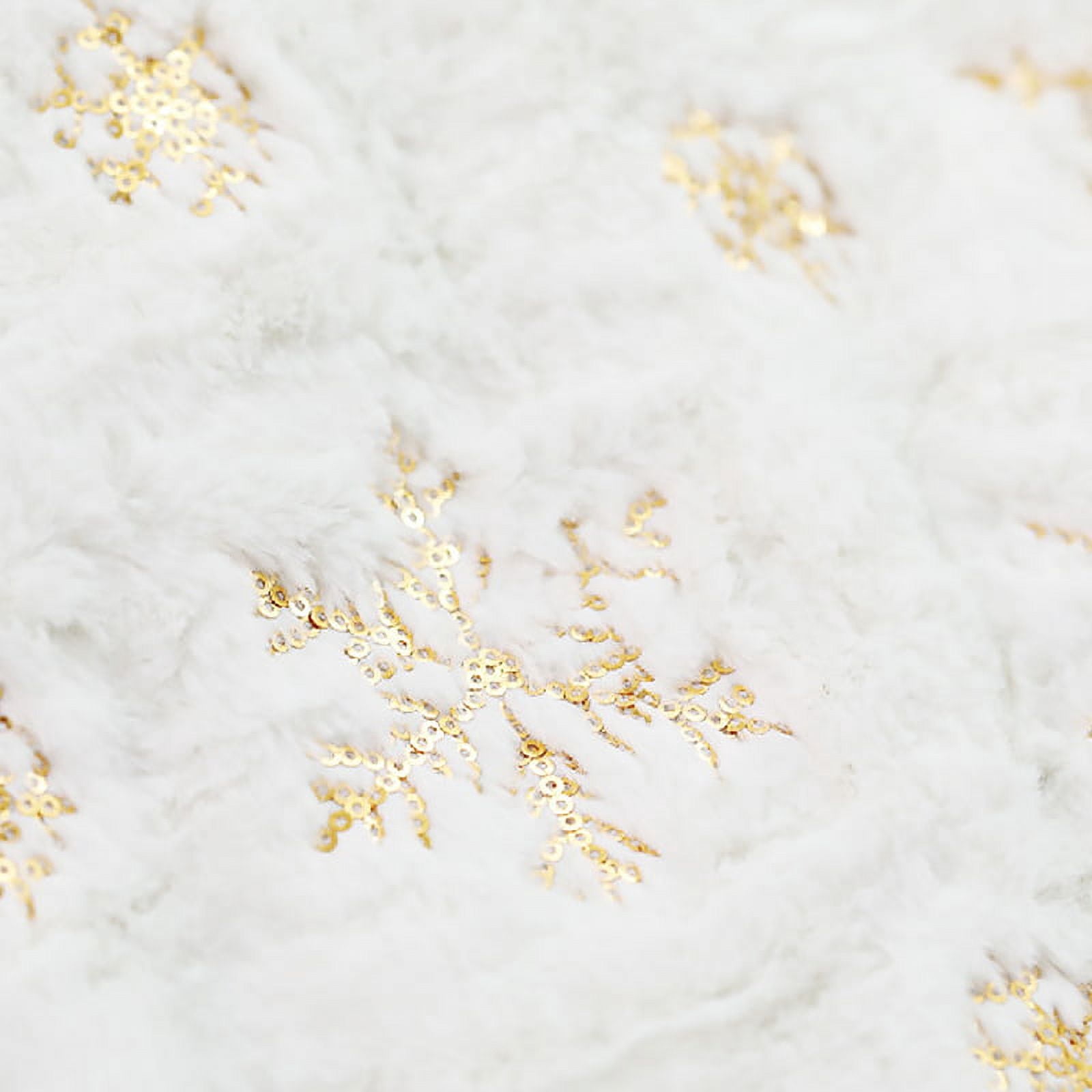 "Snowlflake Christmas Tree Skirt, Large Snowy White Fur Tree Skirt with Snowy Pattern for Christmas Decorations (Gold,Silver,Multicolor)"
