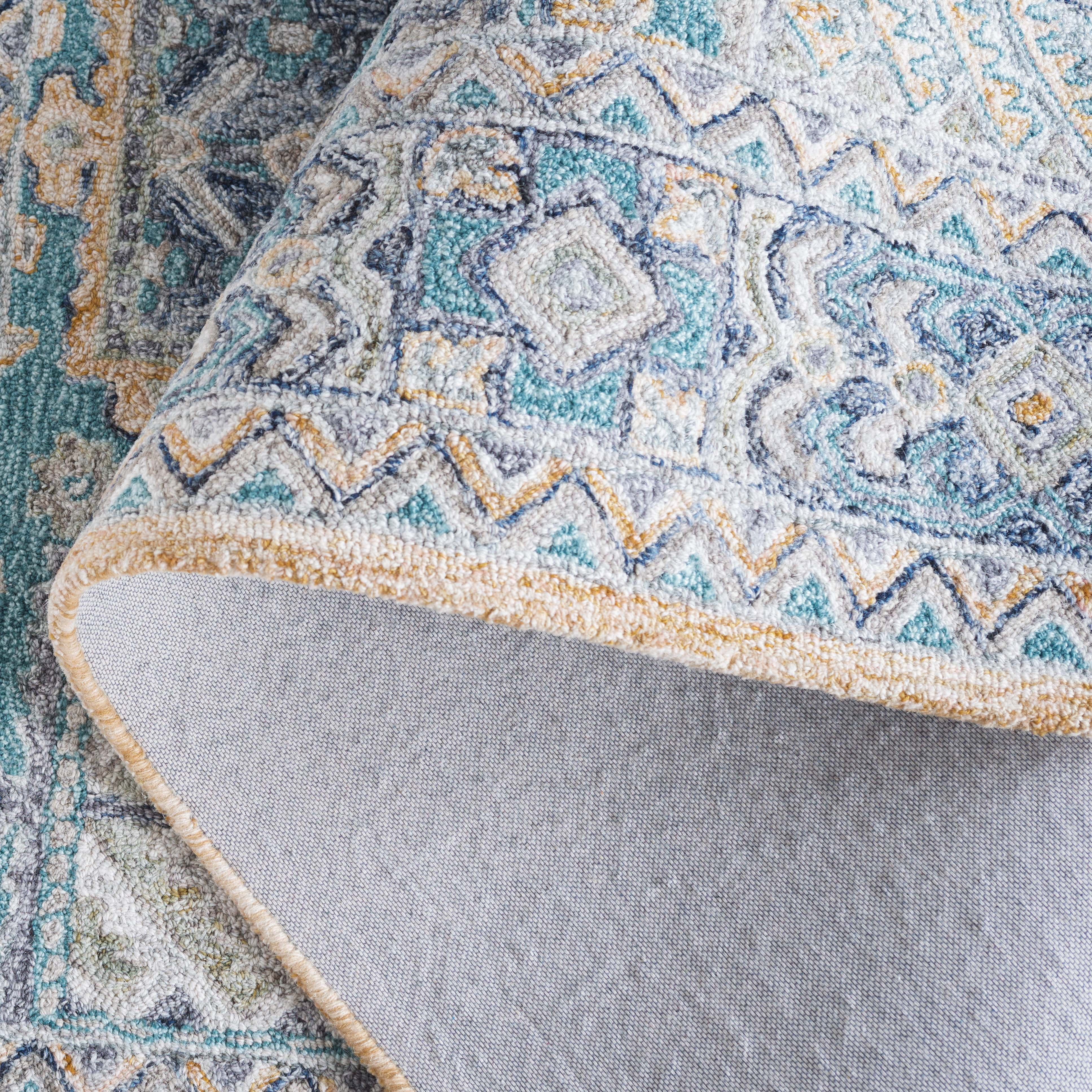 SAFAVIEH Metro Azalea Medallion Area Rug, Teal/Blue, 6' x 9'