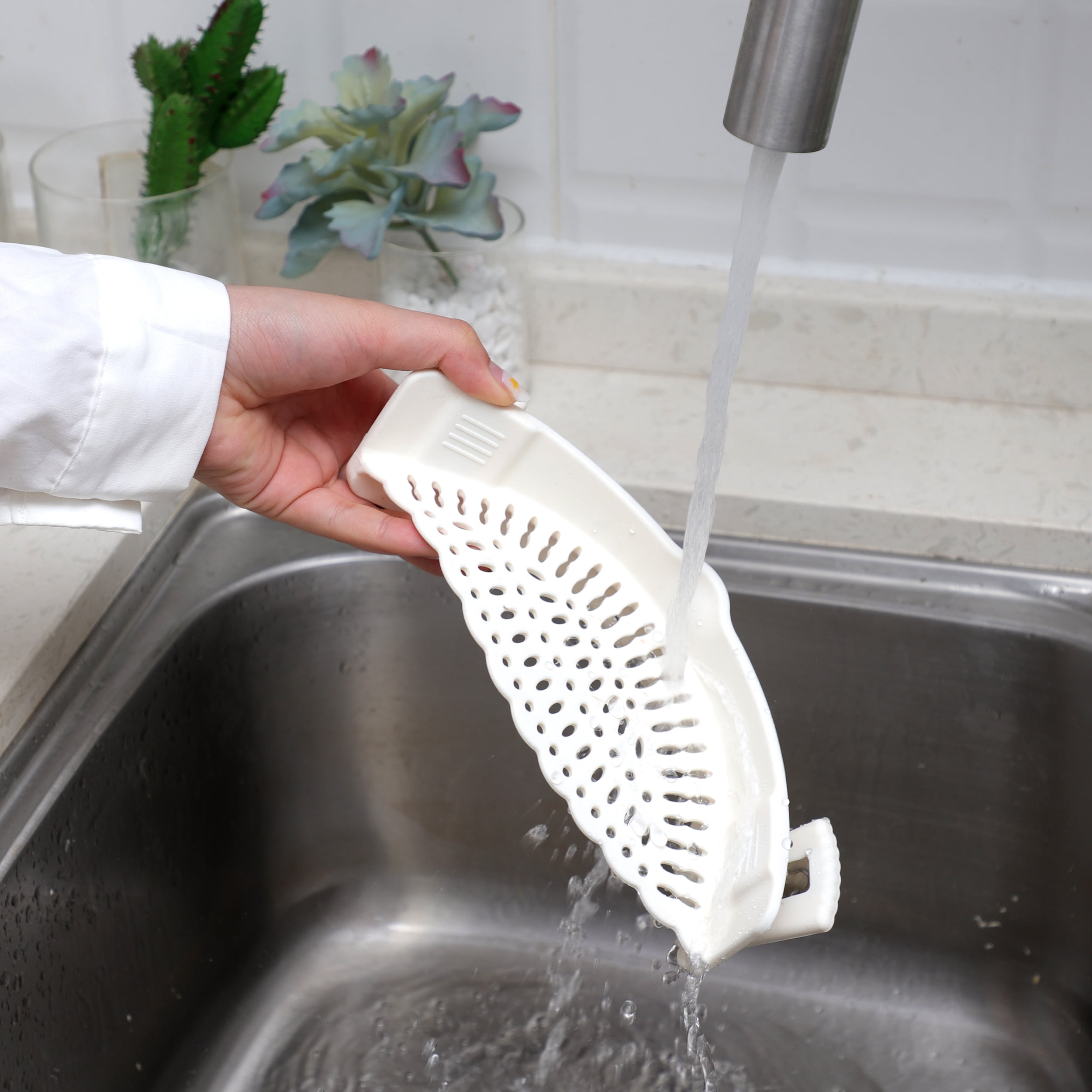 Cook with Color Silicone Clip-on Pot Strainer for Kitchen Use