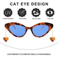 thumbnail image 4 of Gafas de sol de moda para mujer, estrechas, con forma de ojo de gato y cadena de metal, patillas H, 4 of 5