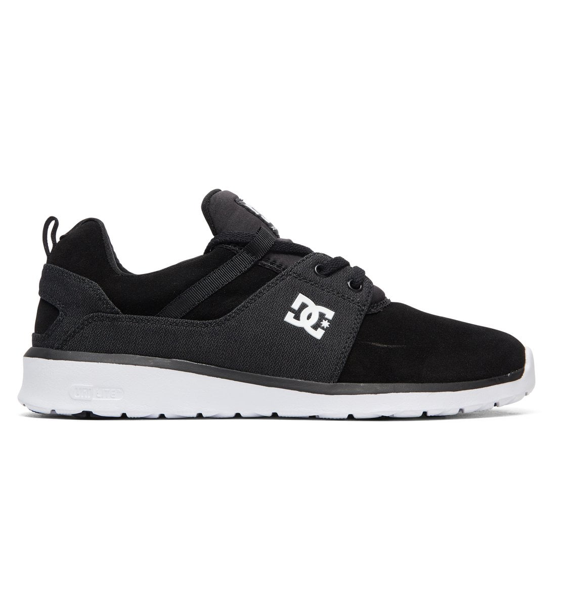 dc heathrow sneakers