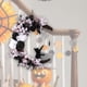 thumbnail image 1 of Corona de Halloween Macarena decoración colgante rosa artificial negra 35 cm x 25 cm x 7 cm, 1 of 8