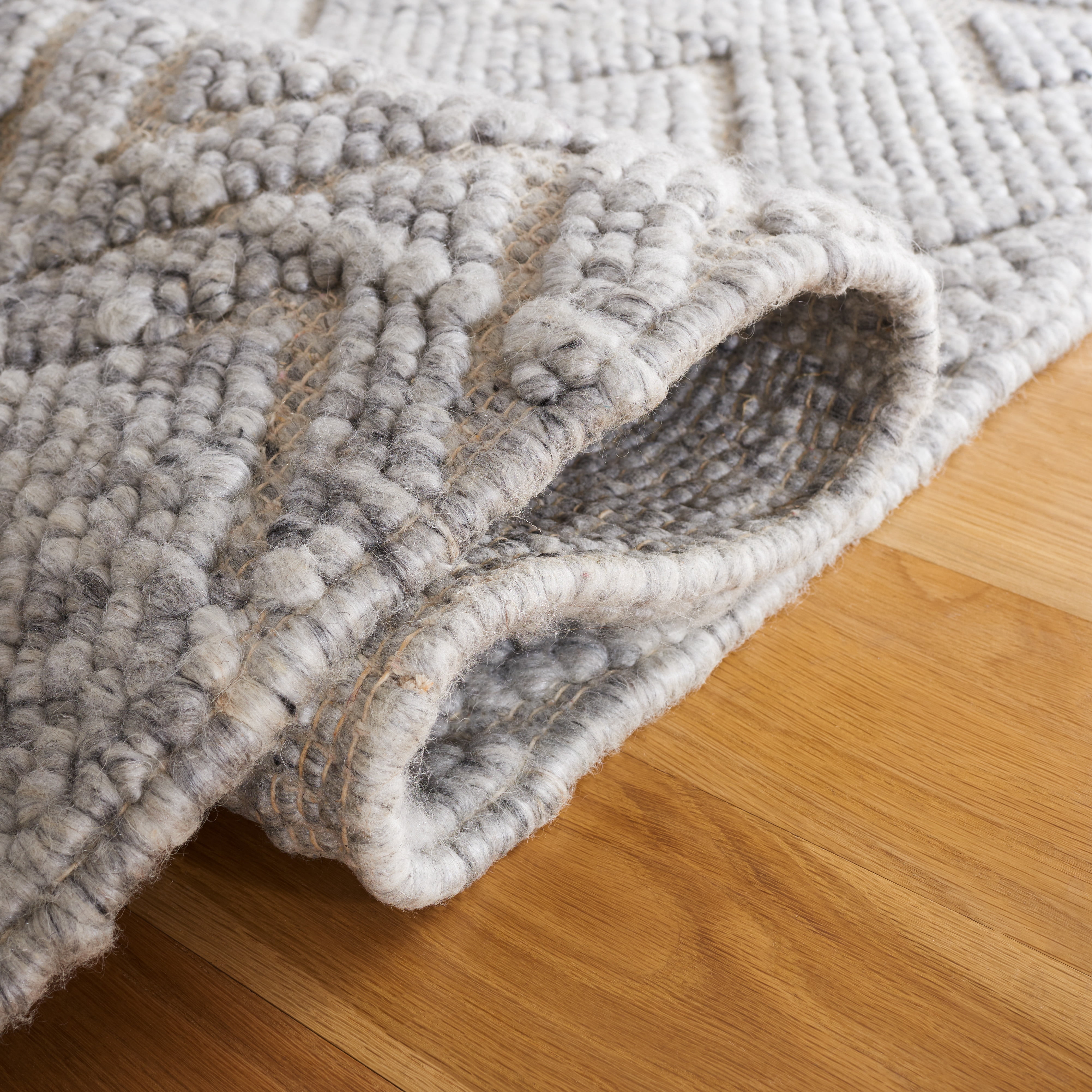 SAFAVIEH Natura Braylon Striped Area Rug, Grey, 4' x 6'