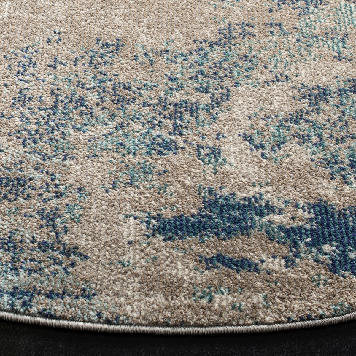 SAFAVIEH Madison Oscar Abstract Distressed Area Rug, Blue/Grey, 6'7" x 6'7" Round