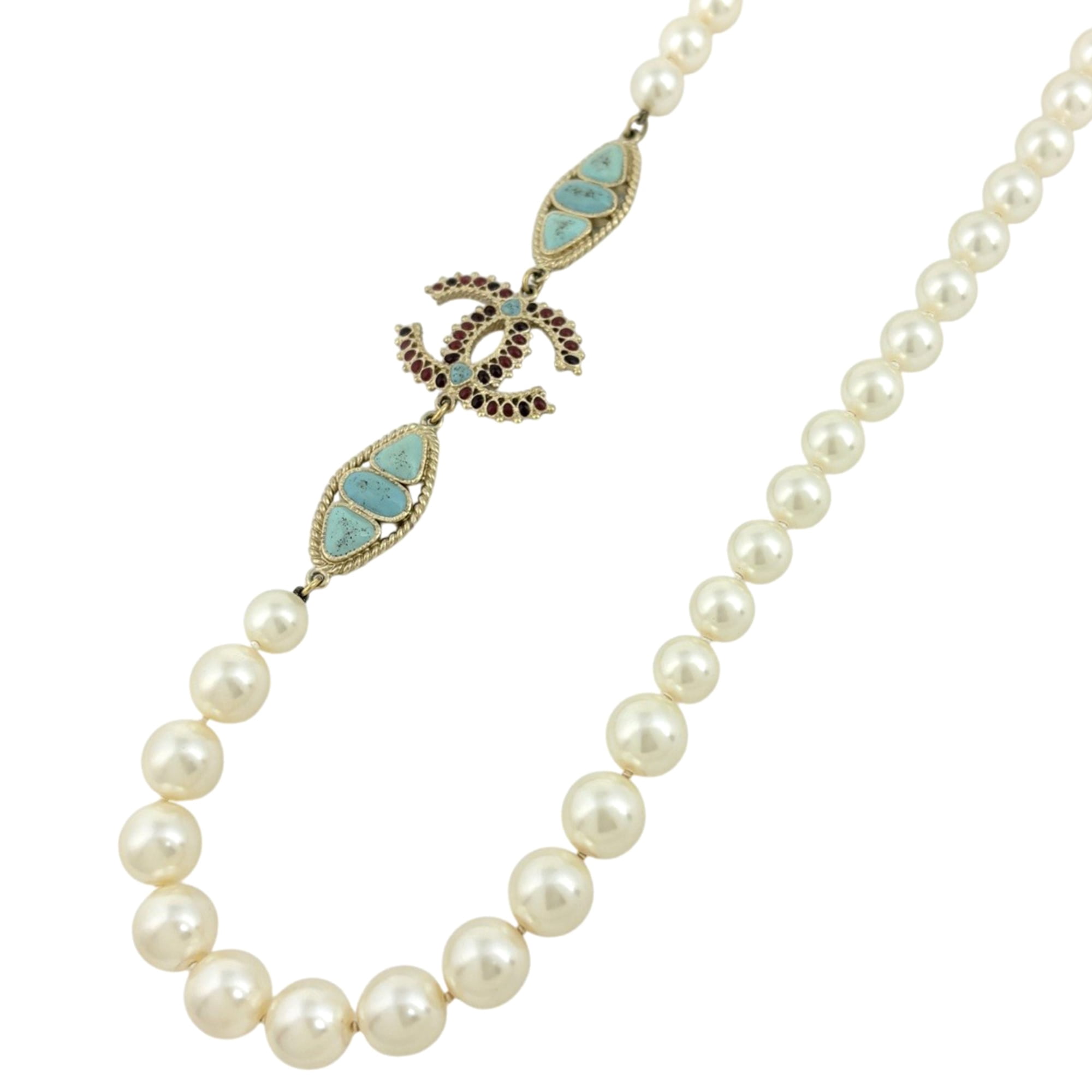Coco Chanel Pearl Necklace
