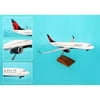 Daron Worldwide Trading SKR8206 Skymarks Delta 737-800 1-100 with Gear with Wood Stand