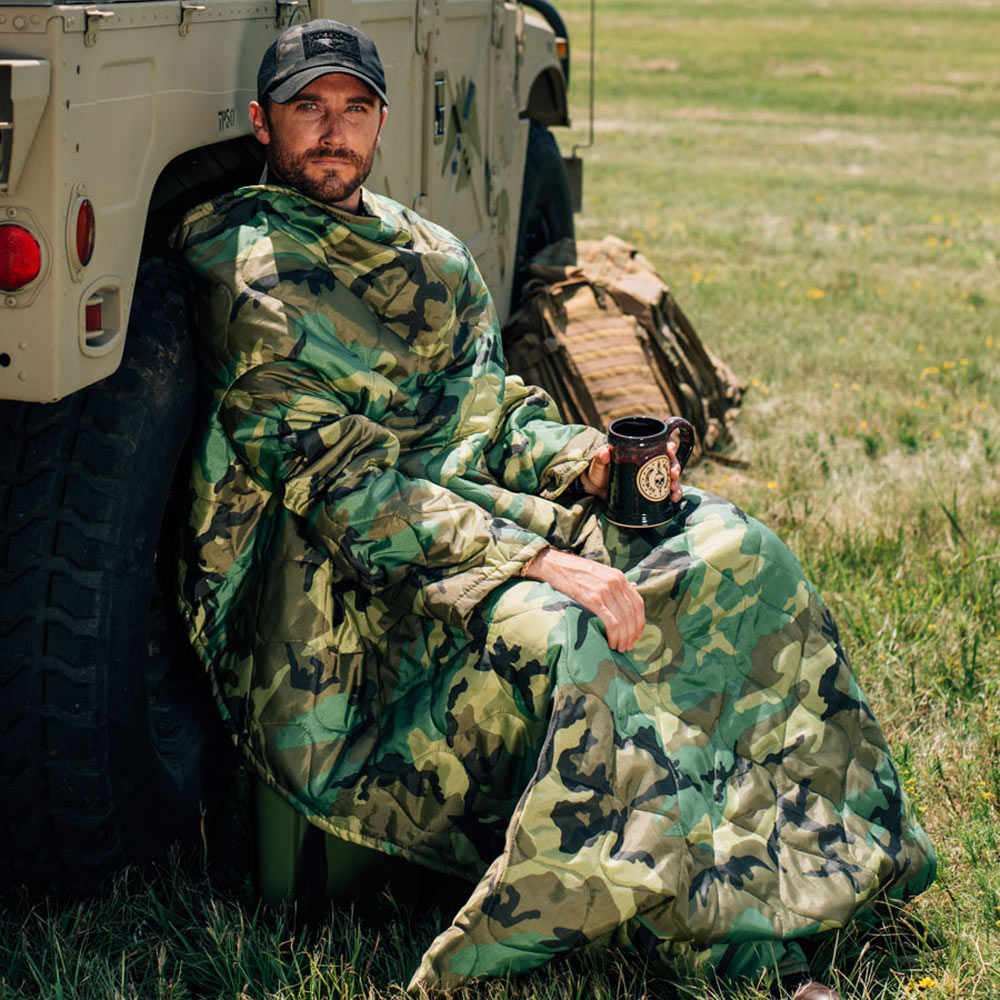 Poncho Liner Woobie Woodland Sleeved Blanket