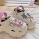 thumbnail image 3 of Kawaiijiang ~ zapatos Croc bonitos y versátiles, zapatillas de playa a la moda para mujer, novedad de verano 2023, zapatillas de playa con suela gruesa y mayor sensación de pisar, 3 of 5