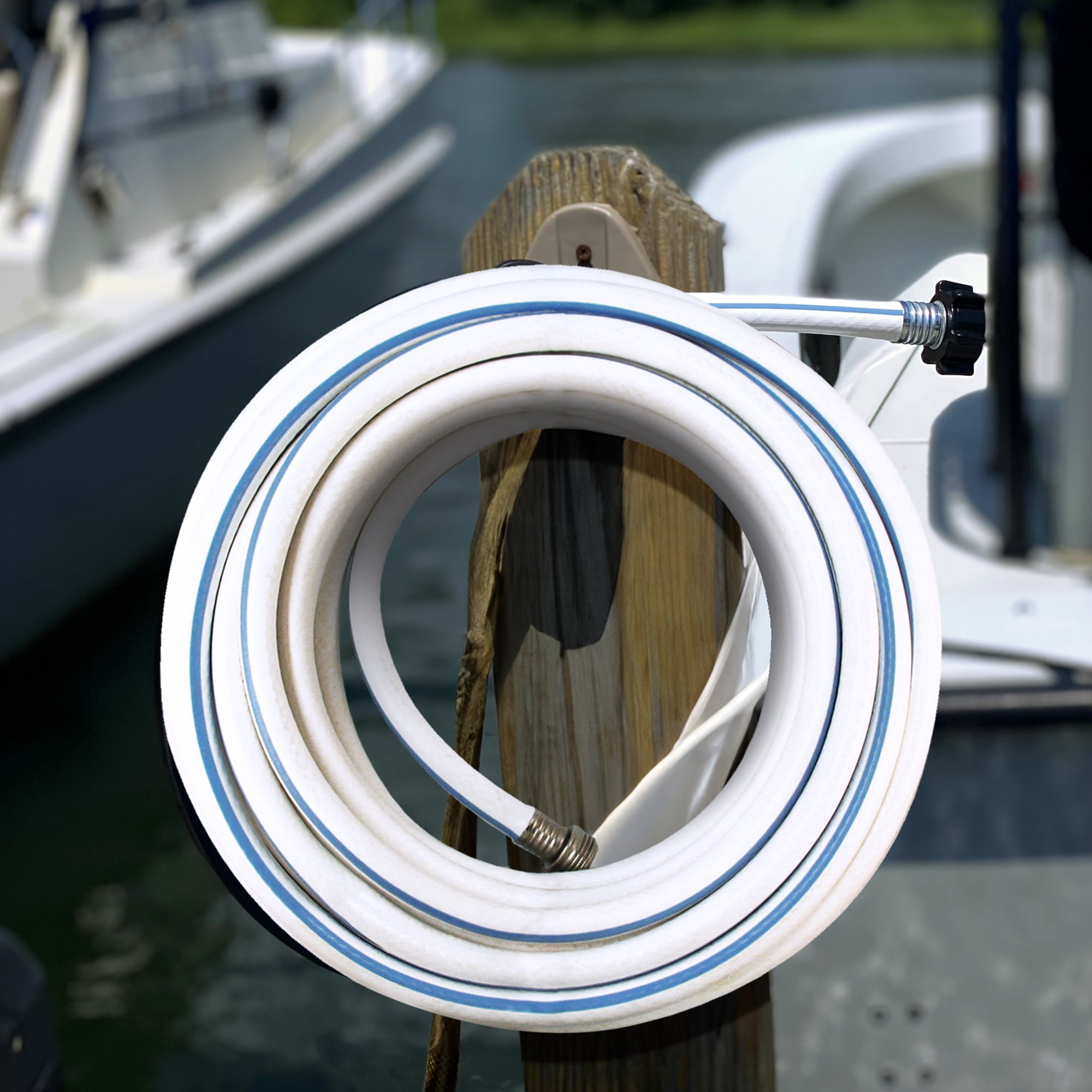 Strongway RV/Marine Water Hose, 1/2in. x 25ft., 5/8in. Connection, 180 PSI
