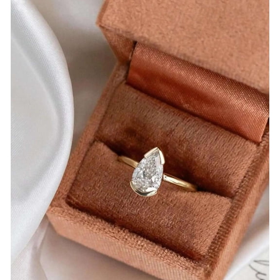 vylahjewellery Half Bezel Pear Cut Diamond Engagement Anniversary Ring for Women 10K Vermeil Yellow Gold Mother's Day Ring Unique Moissanite Proposal Handmade Jewelry