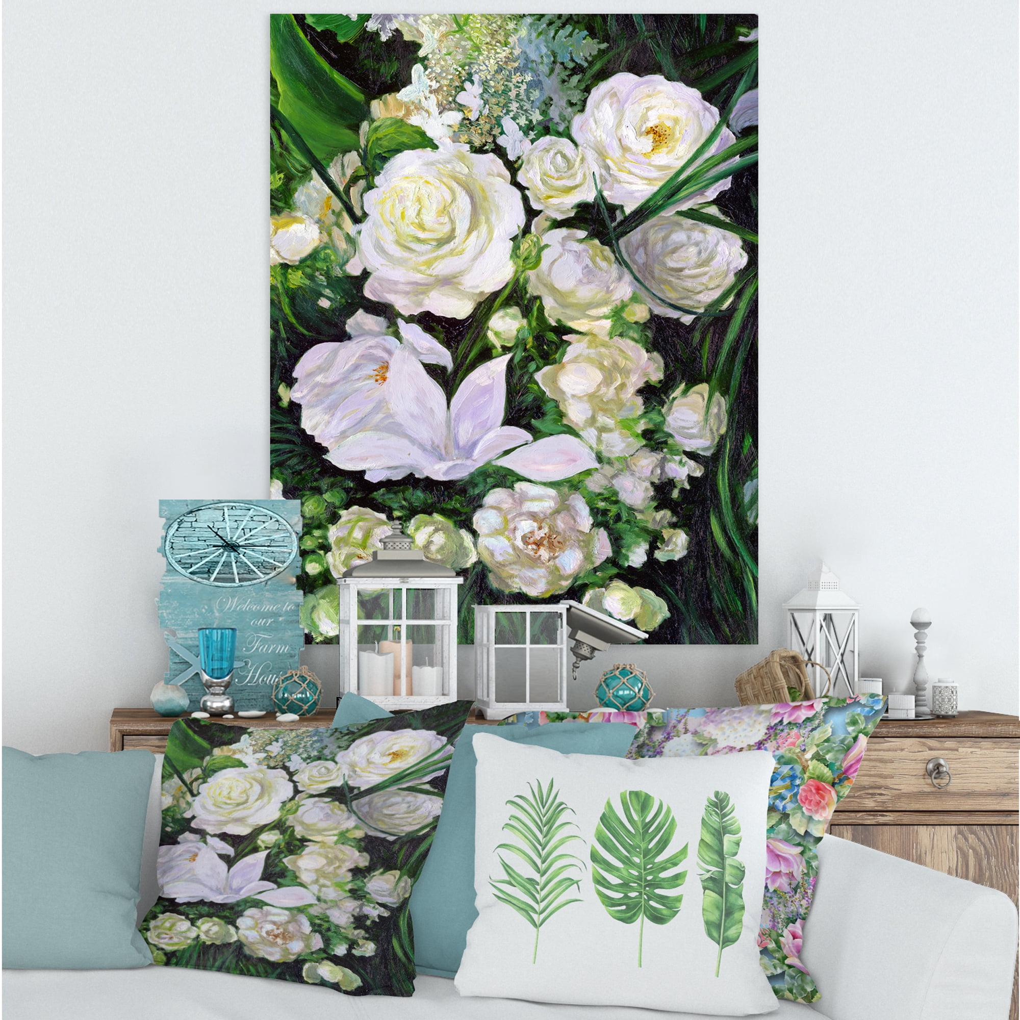 Designart ' Bouquet Of White Roses With Green Leaves ' Traditional Canvas Wall Art Print