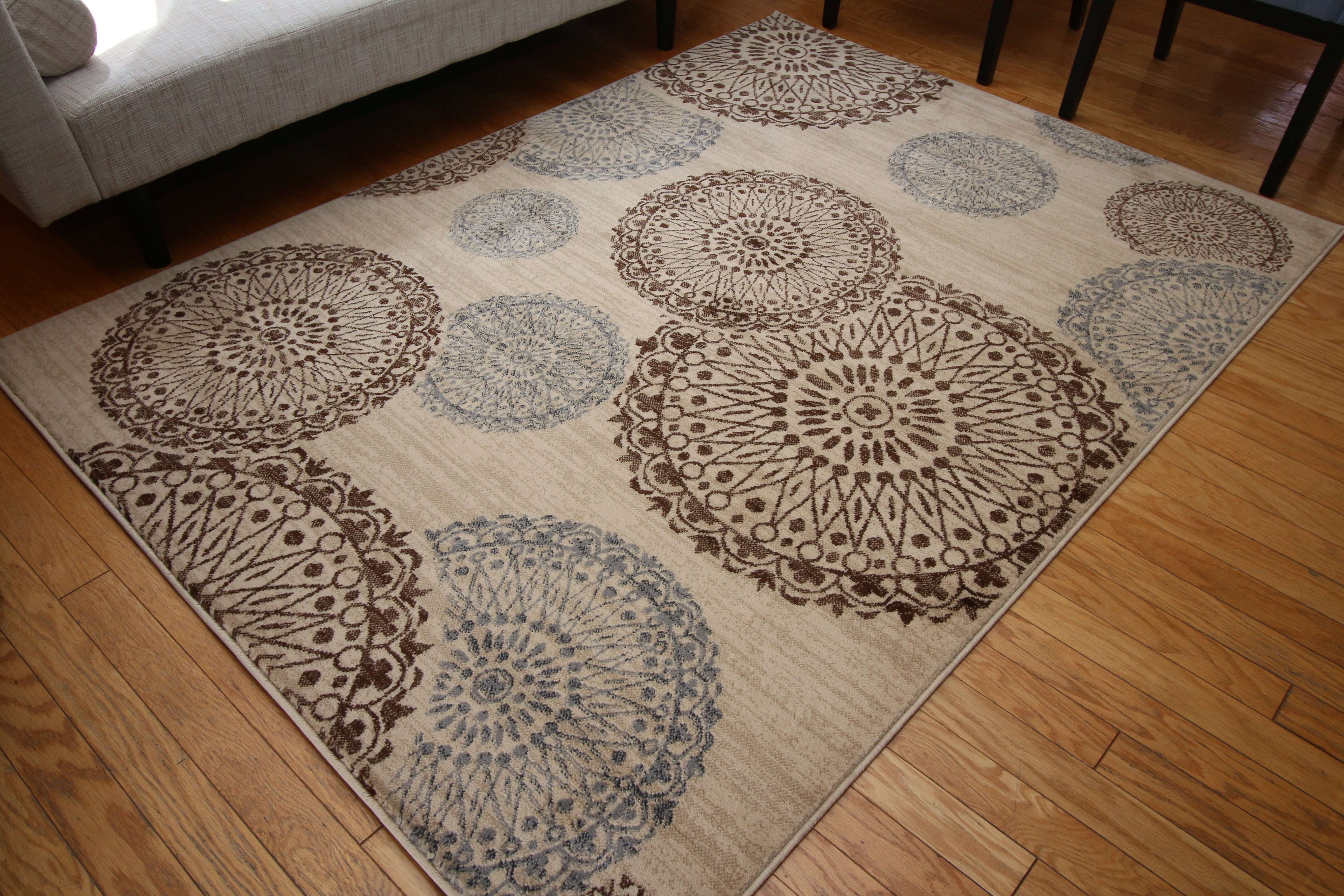  Latest Rugs for Simple Design