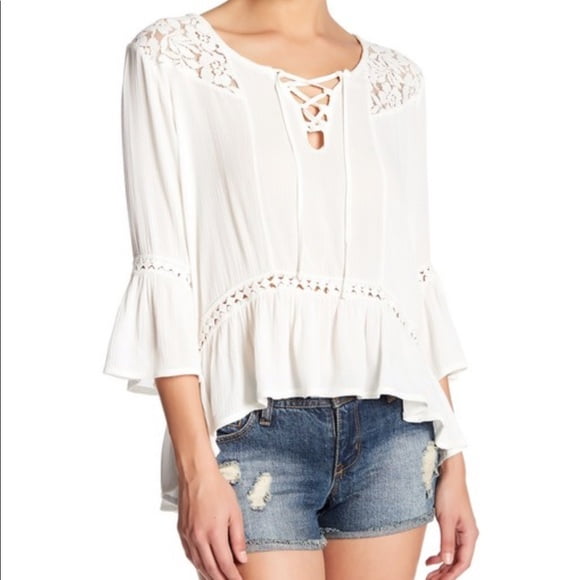 Blusa Campesina con Inset de Cuello de Encaje Blanco El Salvador