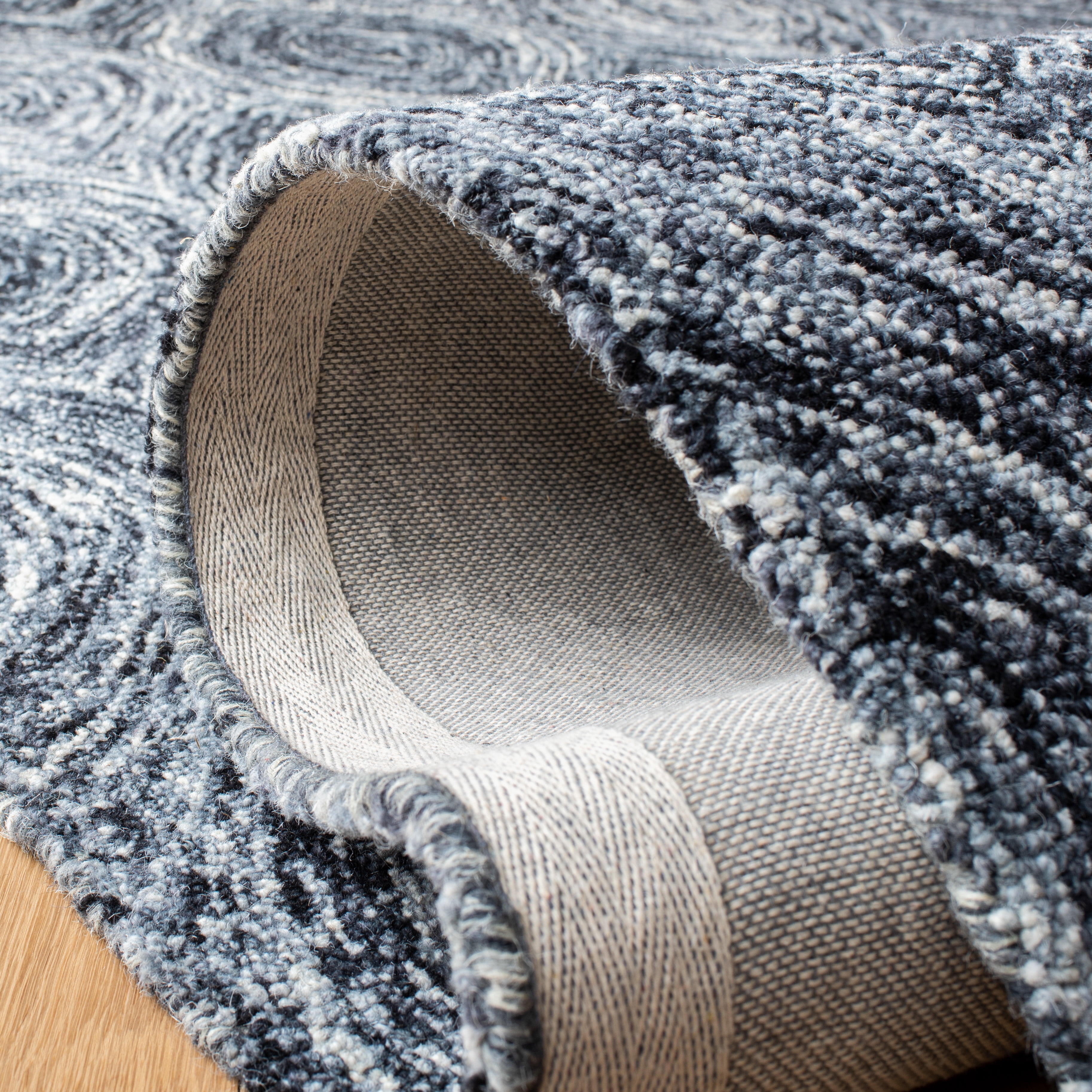 SAFAVIEH Ikat Kim Geometric Wool Runner Rug, Grey, 2'3" x 8'