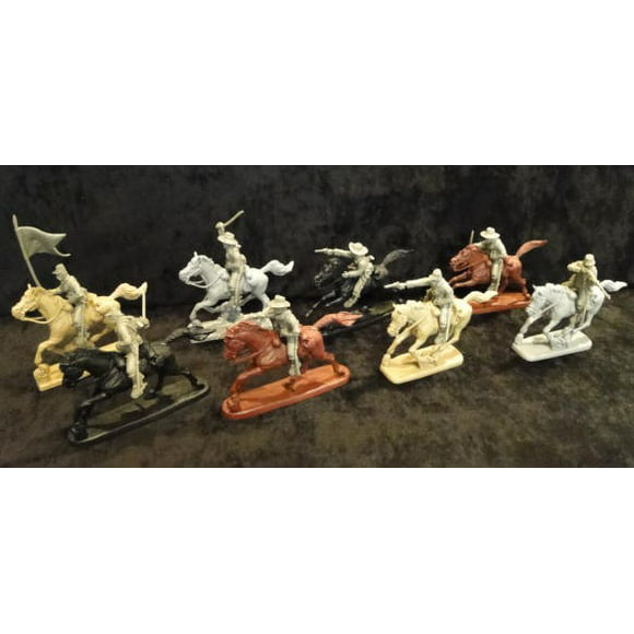 1/32 Civil War Cavalry Mounted Figure Playset (8)