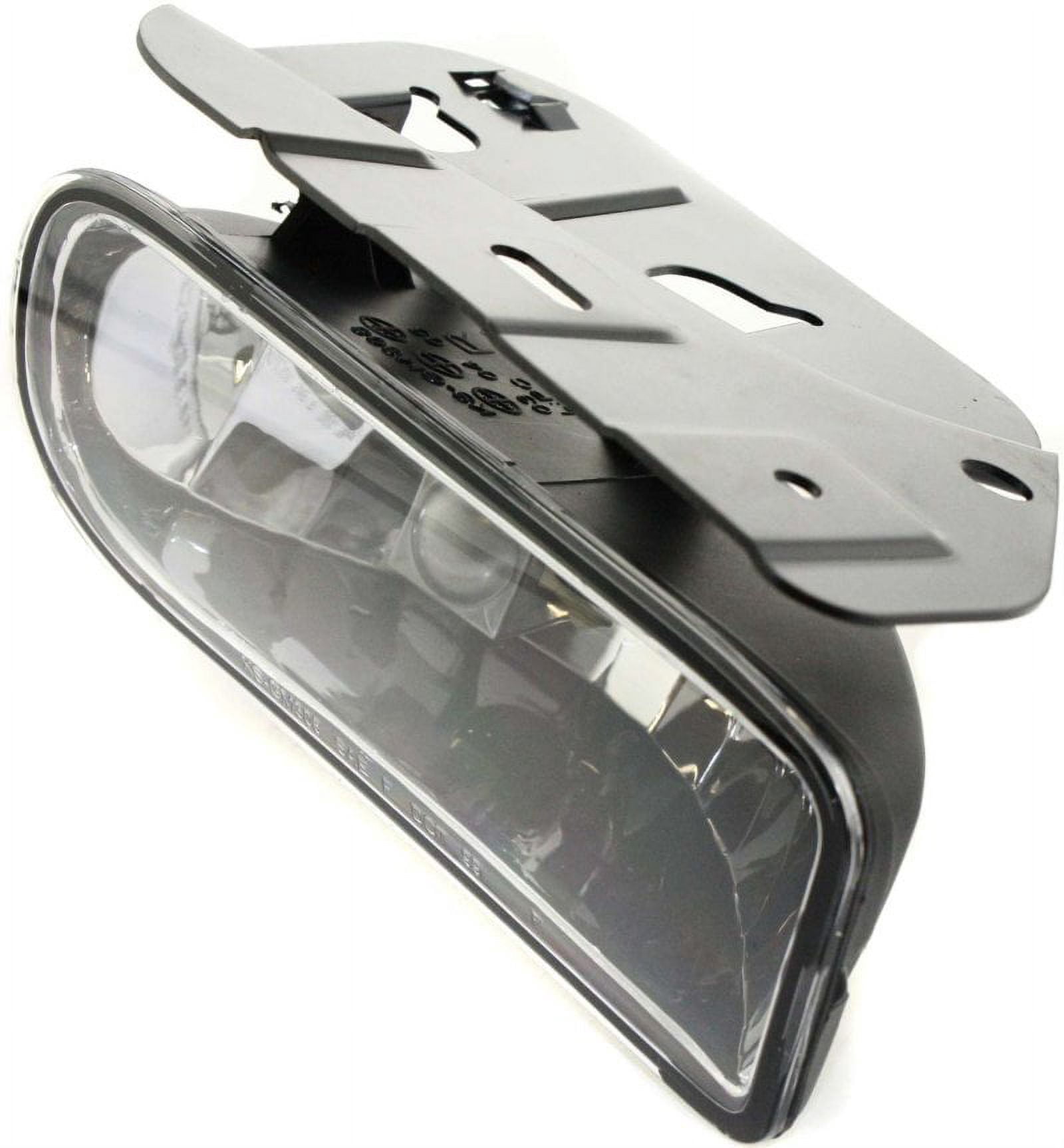 Replacement C107503 Fog Light Compatible with 2002-2006 Cadillac Escalade 2003-2006 ESV Front, Right Passenger With bulb(s)