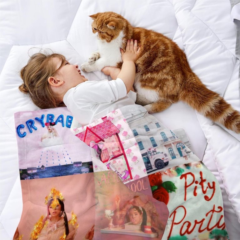 アイドル First Howling:ME 3WAY BLANKET Allswell Copper Loft Down Alternative Blanket, White, King