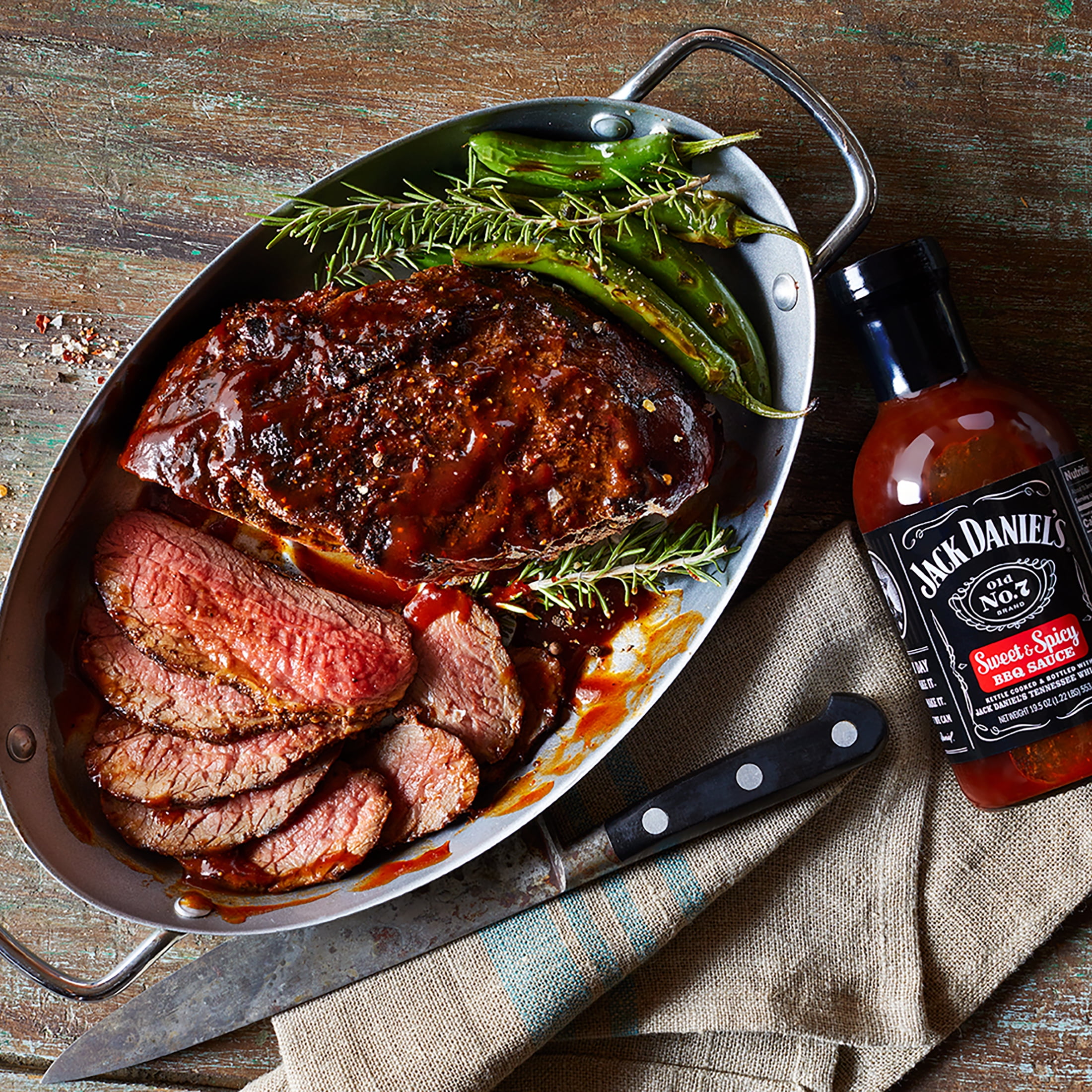 (6 pack) Jack Daniel's Sweet & Spicy BBQ Sauce, 19.5 oz