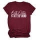 thumbnail image 1 of Camiseta holgada con estampado de letras para mujer, color burdeos con fuentes blancas, mangas cortas, cuello redondo, talla S, estilo casual elegante, 1 of 4