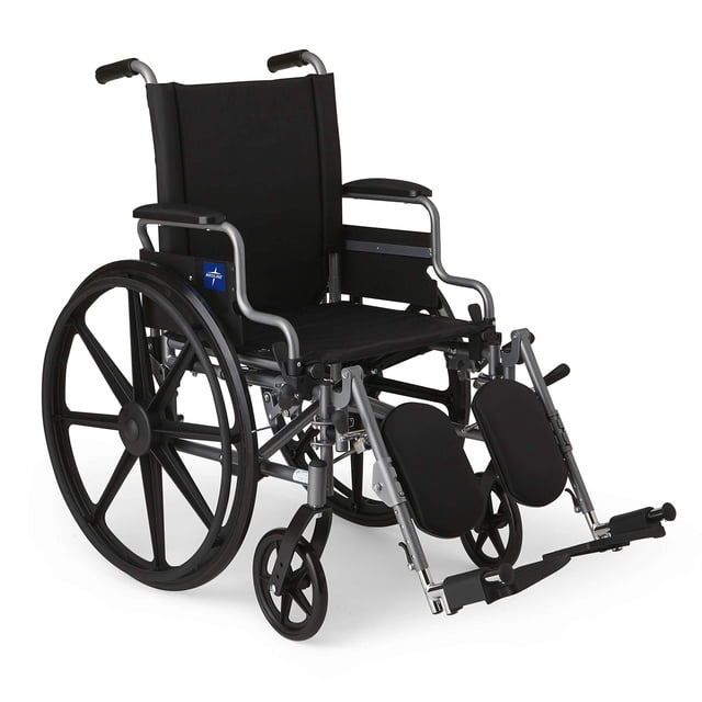 Silla de ruedas ligera Medline K4 Basic con asiento de 40 cm de ancho, brazos de escritorio y reposapiernas elevables, capacidad de peso de 136 kg (300 lb): ayuda para la movilidad duradera, portátil