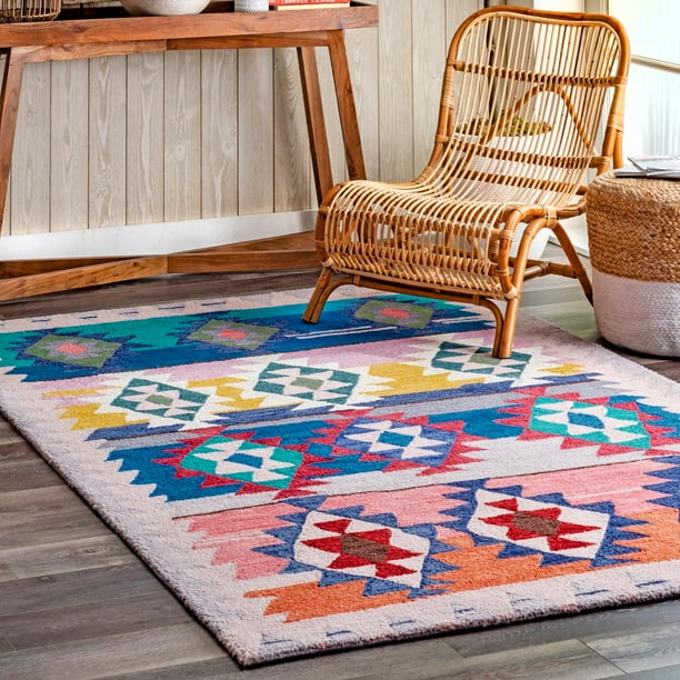 nuLOOM Tatum Modern Aztec Area Rug