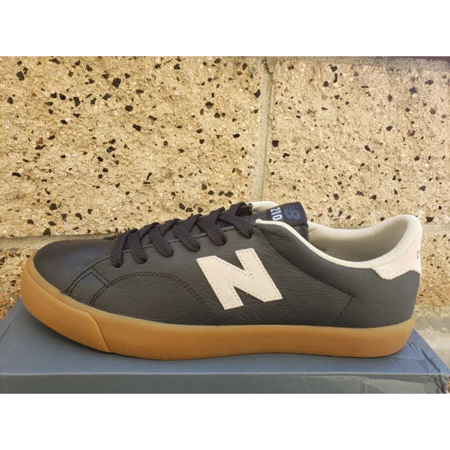New balance All Coasts 210 Shoes Men's Size 9.5 Black Timberwolf AM210BDG