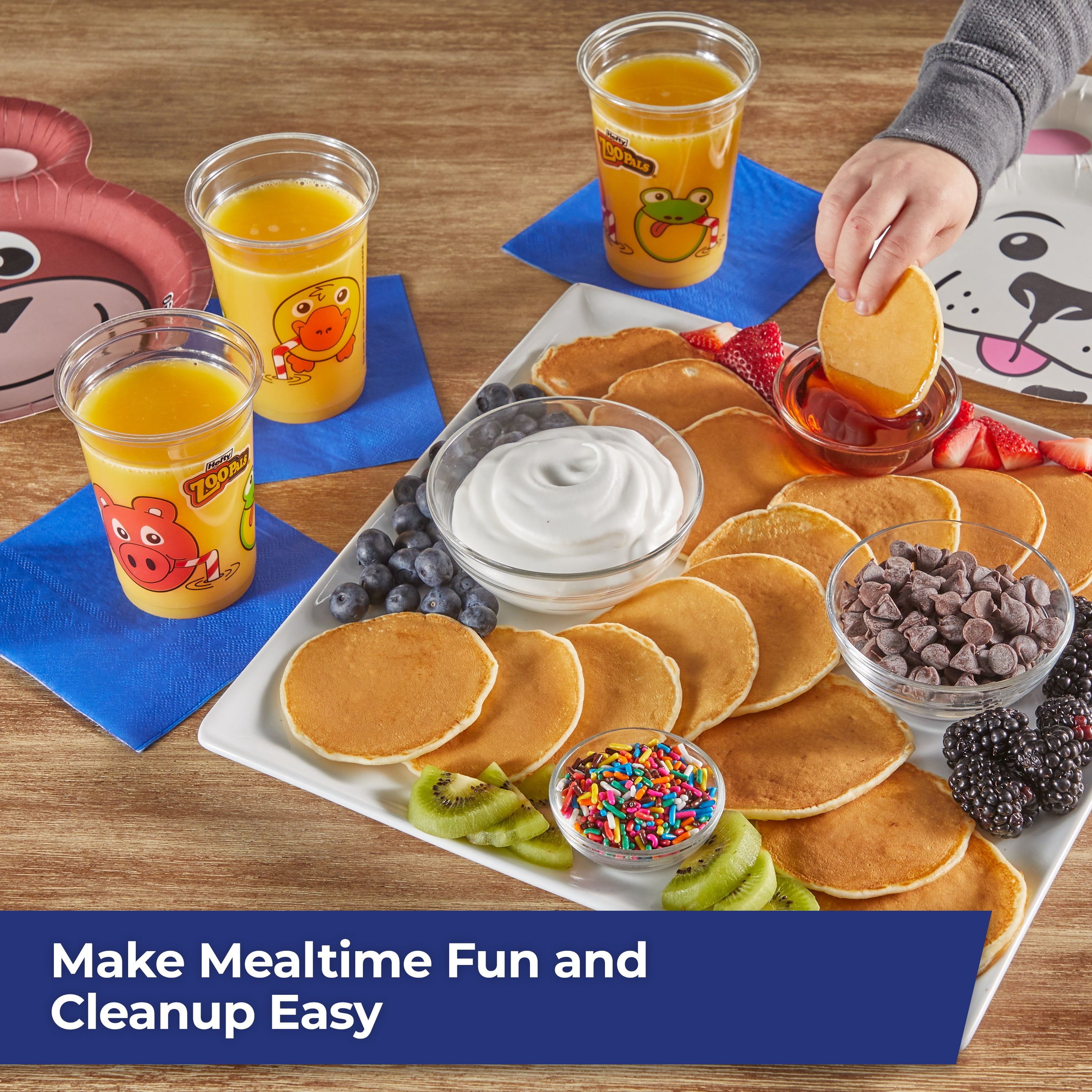 Zoo Pals 8” Paper Plate and 10 oz Plastic Cup (15 plates, 25 cups)