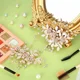 thumbnail image 4 of Pasador De Novia Con Clip De Diamantes De Imitación Flores, 4 of 5