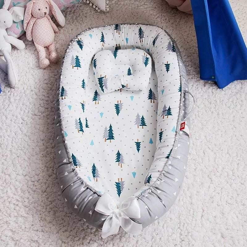 puseky Portable Baby Lounger Infant Baby Bassinet Newborn Crib Washable Co-Sleeping Bassinet for Travel Bedroom Outdoor