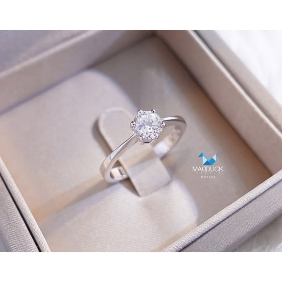 0.50 Cts Cubic Zirconia / Sterling Silver 925 Ring / Rhodium plated Nickel-Free / MadDuckJewels RG1505 / Thailand Jewelry