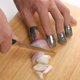 thumbnail image 5 of Juego de protectores de dedos de acero inoxidable | Protector de corte de verduras | Herramienta de seguridad para la cocina | Diseño duradero y resistente a la oxidación | Ajuste ajustable para la, 5 of 9