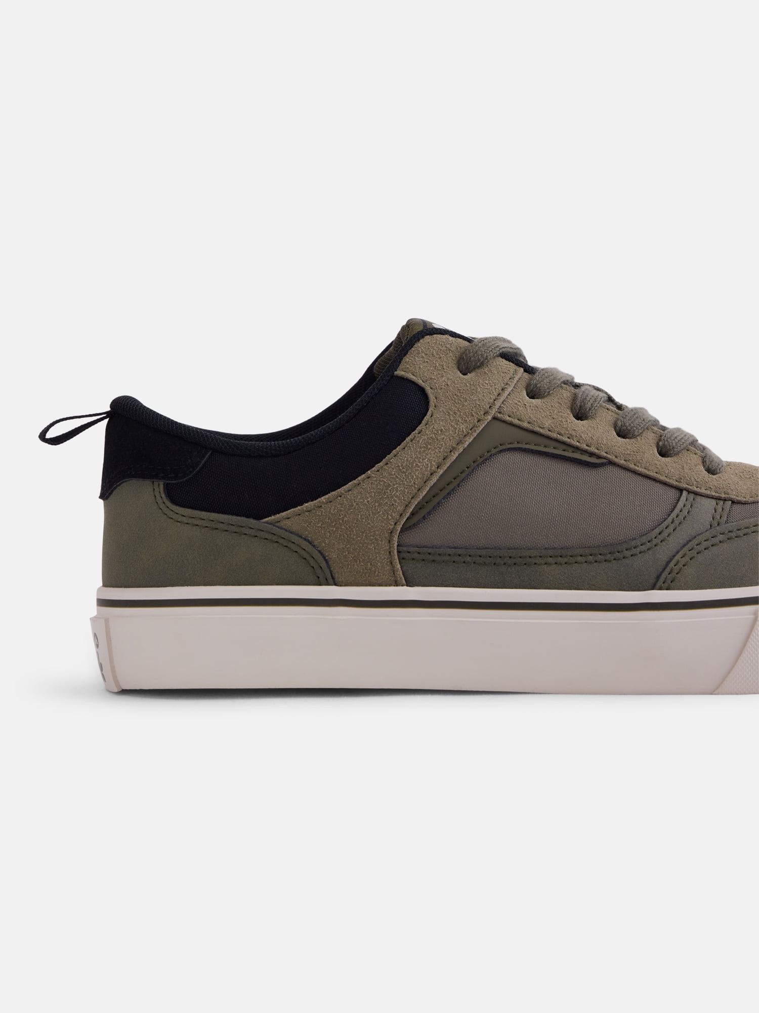 Airwalk Men's Huntington Low-Top Lace-Up Skate Shoes