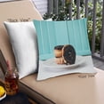 thumbnail image 1 of Ahgly Company Coussin d'Extérieur en Forme de Beignet, 18 Pouces par 18 Pouces, 1 of 6