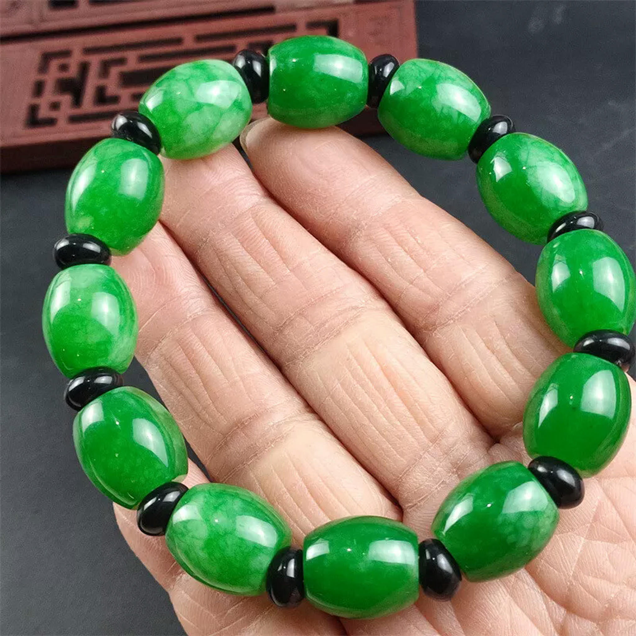 HOOUN Jewelry Guzhu Road Pass Bracelet Dry Emerald Green Jade Bracelet Men and Women