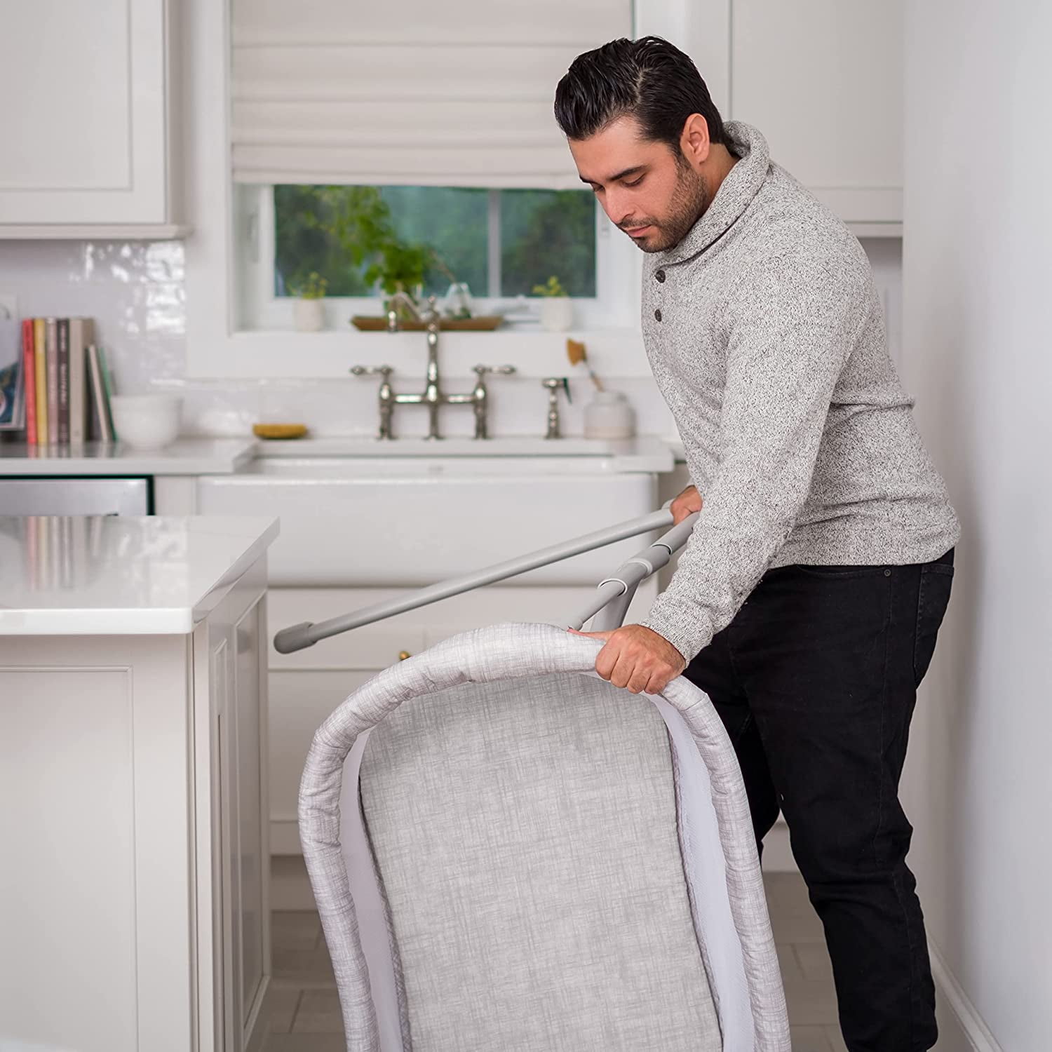 HALO BassiNest Flex™ Sleeper 0-5 months