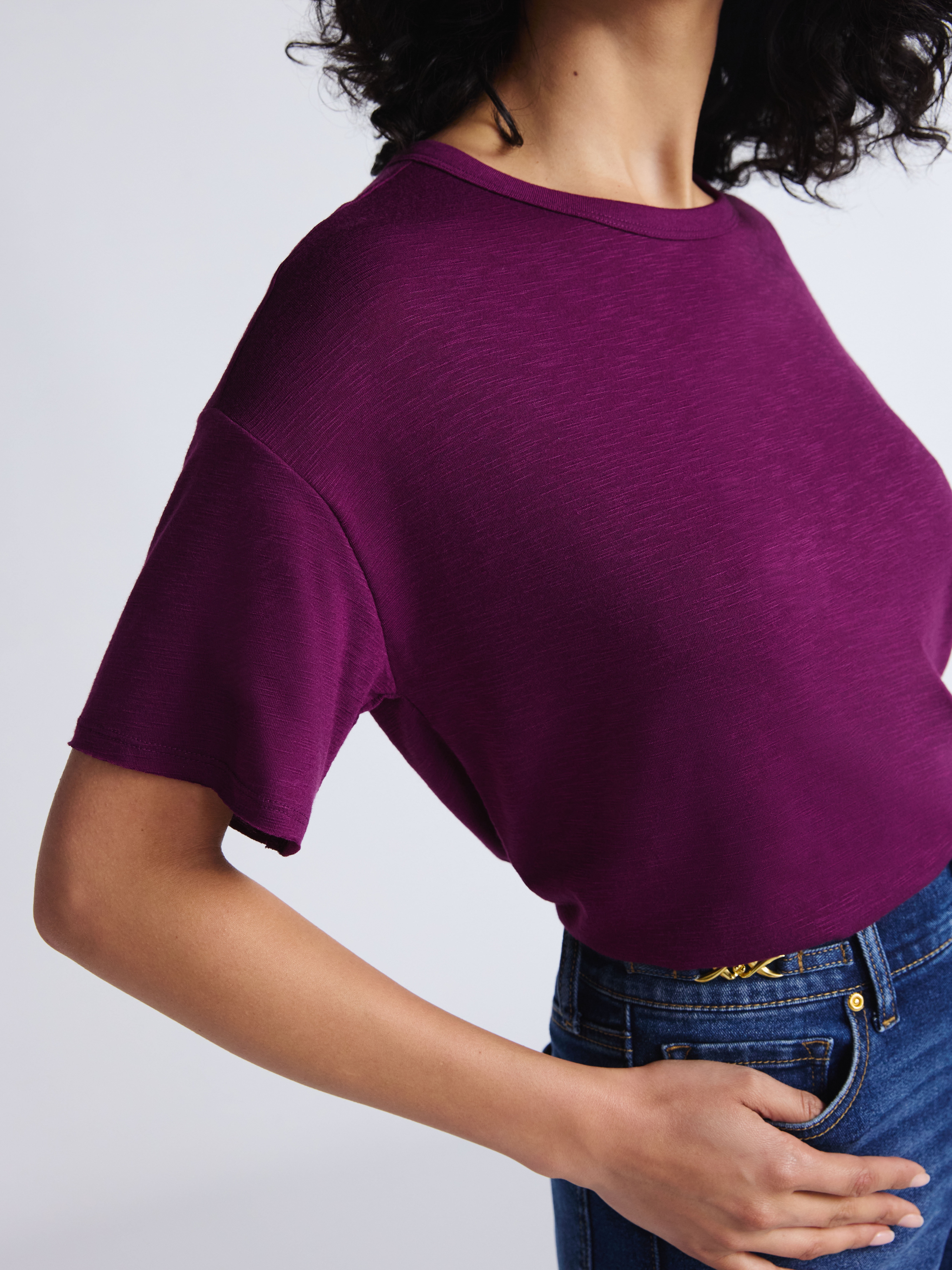 Sofia by Sofia Vergara Women's and Women's Plus Size Sofia Tee with Short Sleeves, Sizes XS-4X