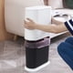 thumbnail image 2 of Yuarrent Cubo de basura eficaz para la eliminación de basura que ahorra espacio Papelera ecológica Papelera ligera Suministros de limpieza para el hogar blanco, 2 of 6