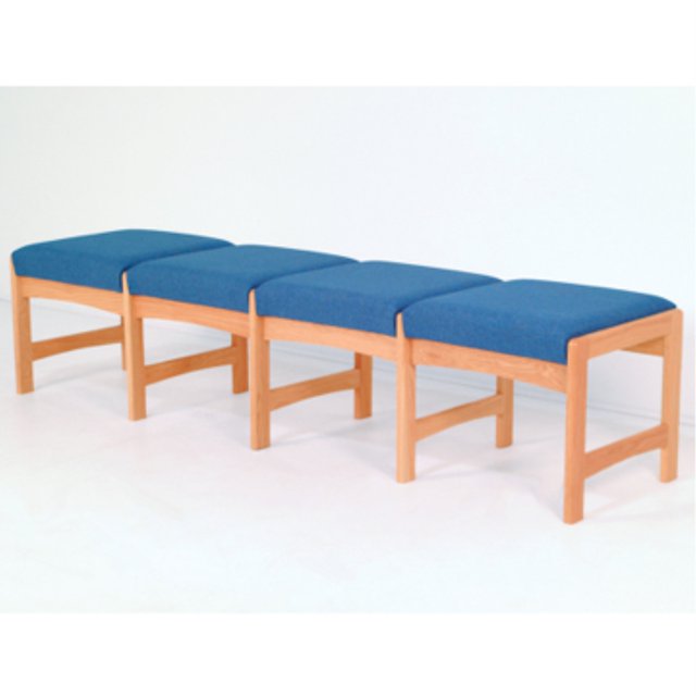 Banco de cuatro plazas Dakota Wave de Wooden Mallet, azul claro, roble claro Wooden Mallet DW5-4LOPB