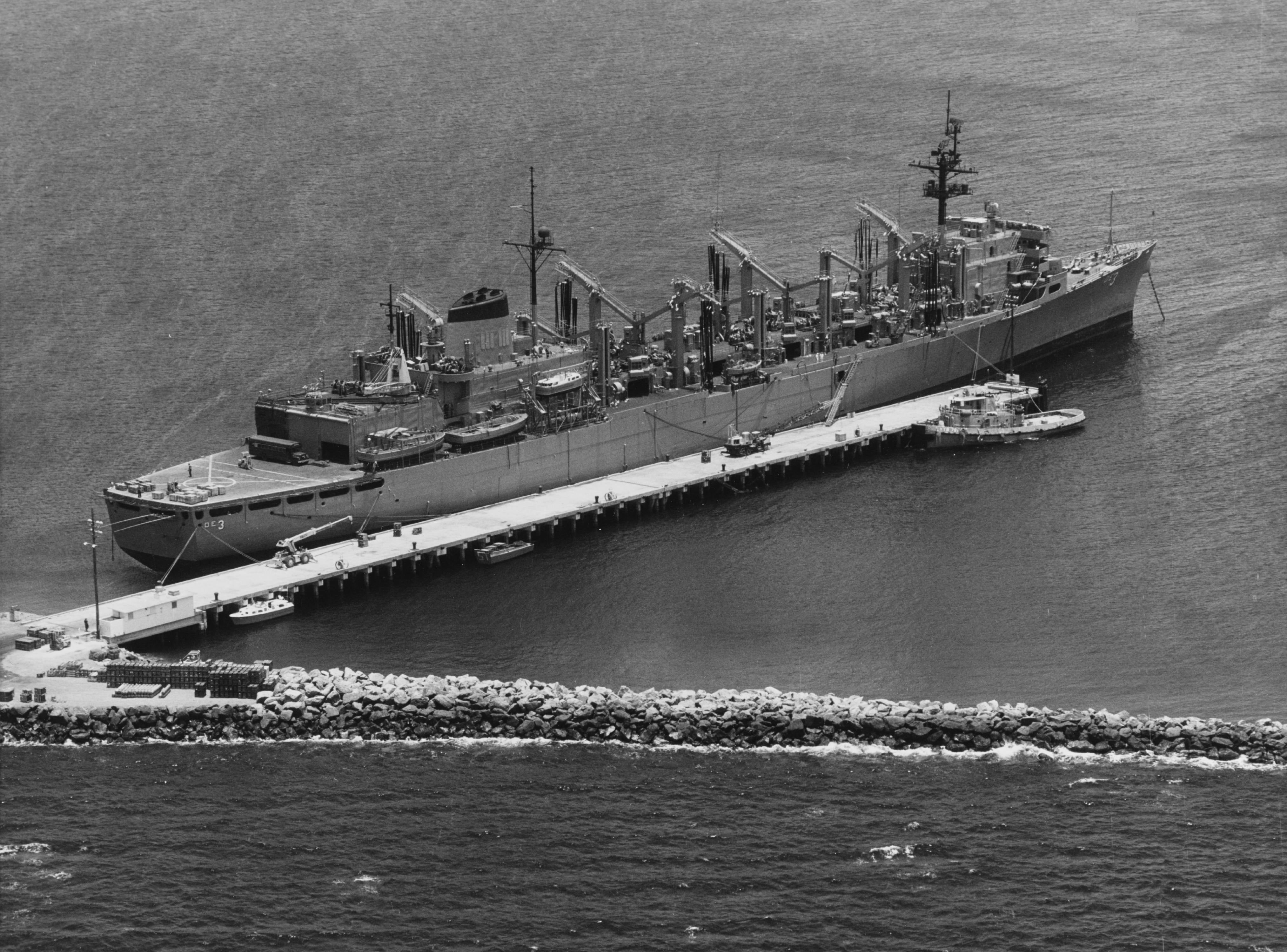 LAMINATED POSTER The U.S. Navy fast combat support ship USS Seattle